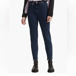 Levi’s Wedgie Icon Fit Raw Hem Jeans